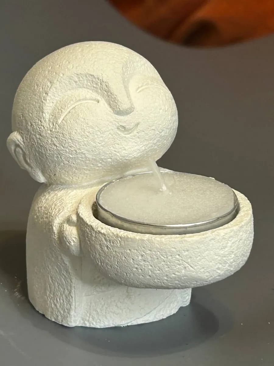 Подсвечник Монах 3